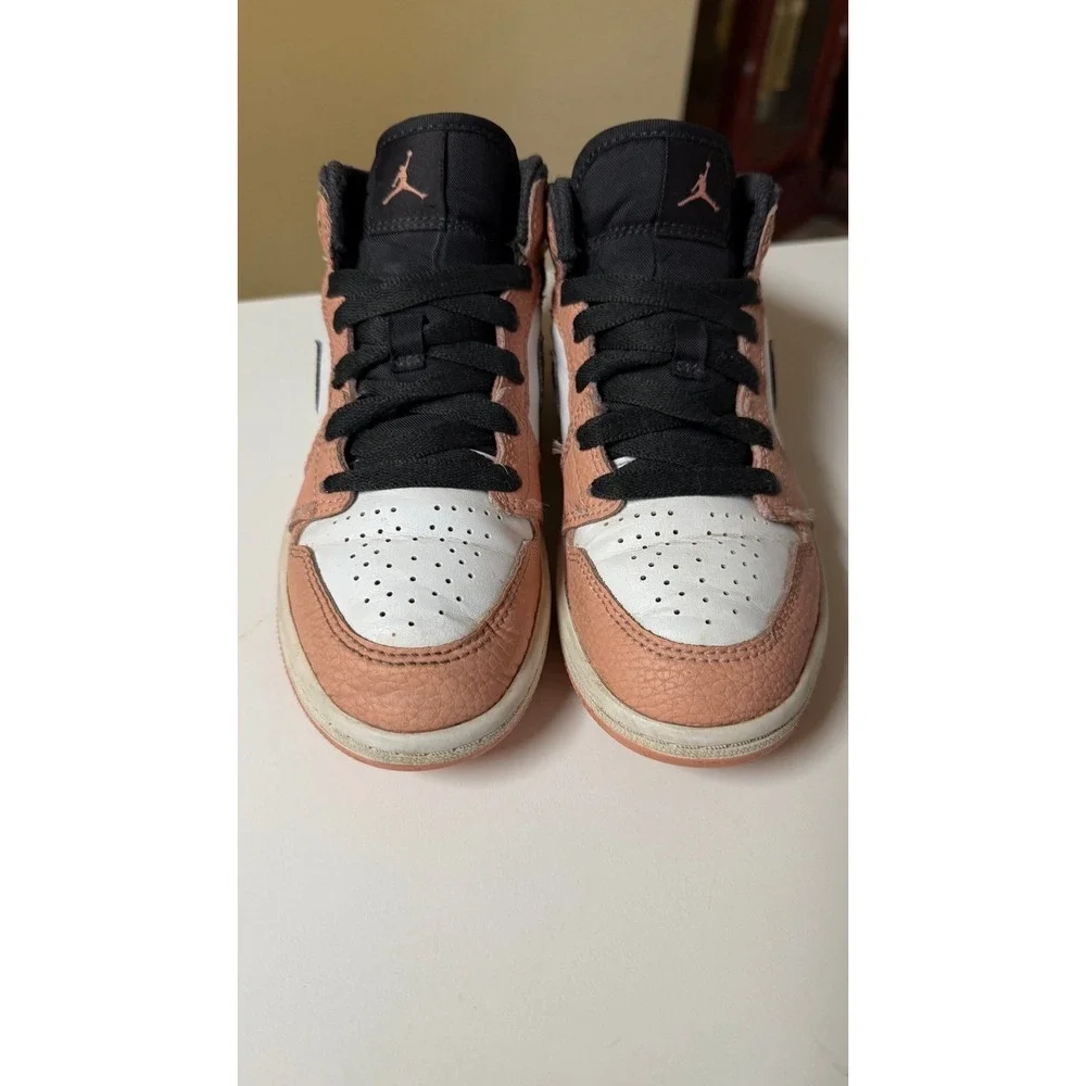 Nike Air‎ Jordan 1 Mid Pink Quartz kids athletic shoes sneakers size 13c